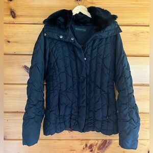 DANA BUCHMAN Puffer Black Zip Up Snaps Down Jacket W/ Genuine Fur Trim M